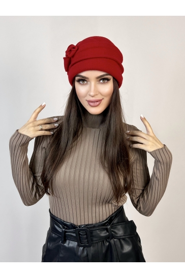Шапка женская из трикотажа