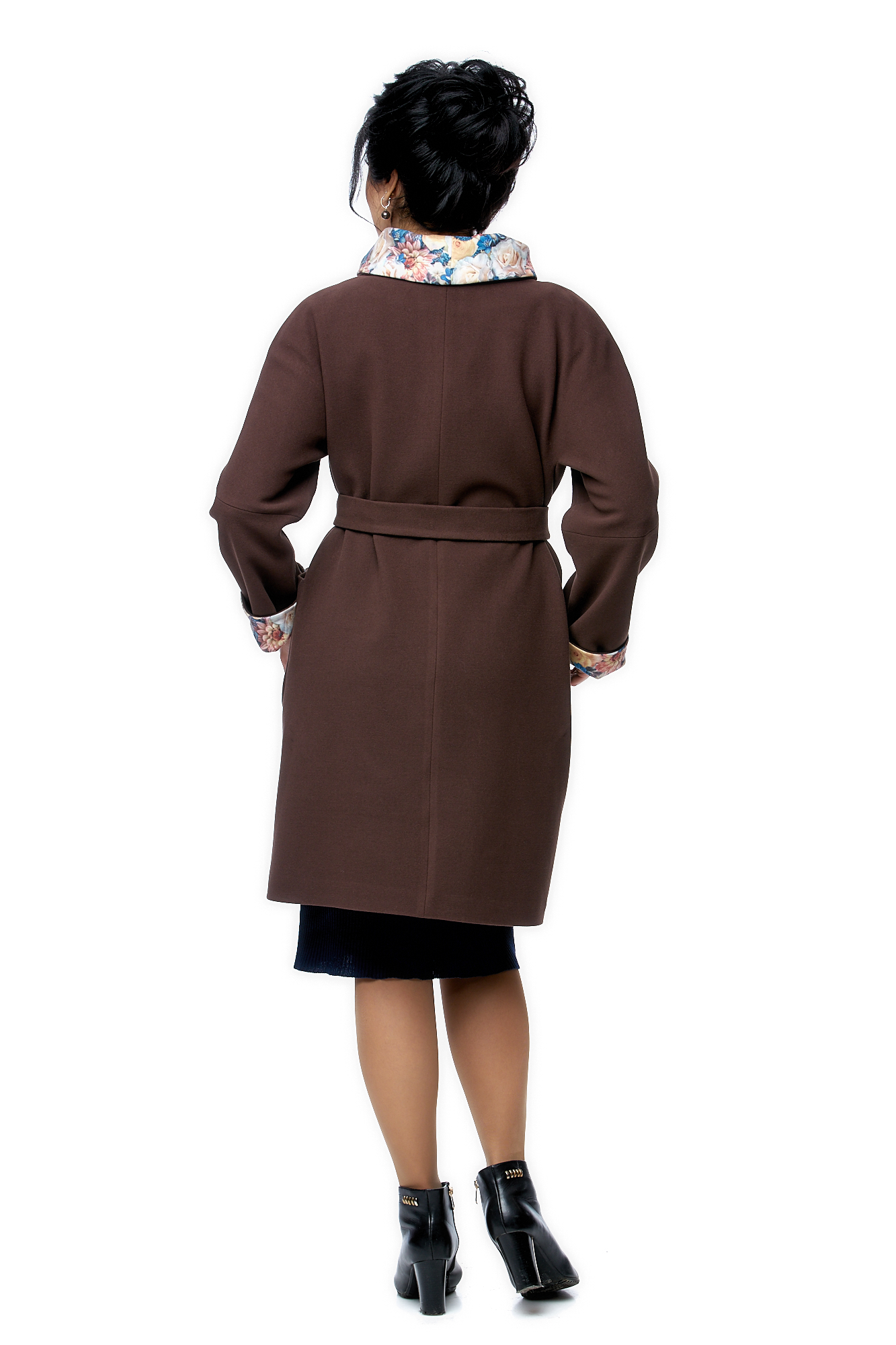 Женское пальто из текстиля с воротником 8001033-3