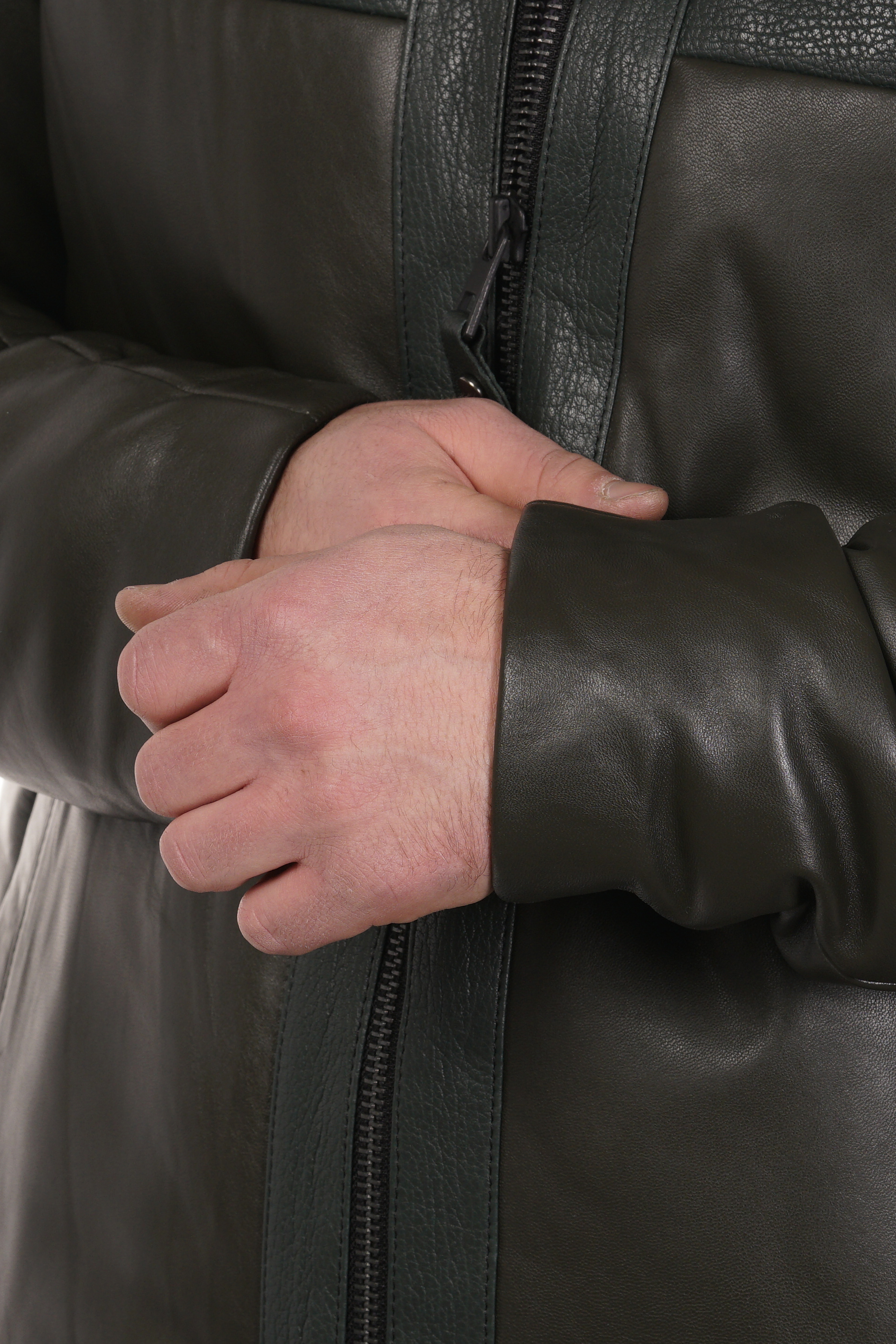 Мужская кожаная куртка из натуральной кожи на меху с воротником 8022847-2
